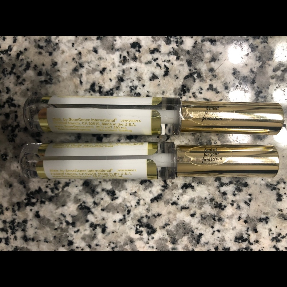 LipSense oops remover - Picture 2 of 2